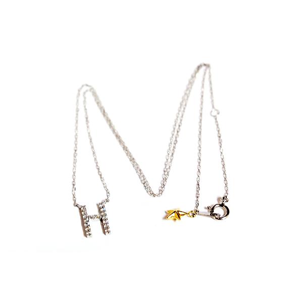 Hダイヤモンドイニシャルペンダント ネックレス pt900/850