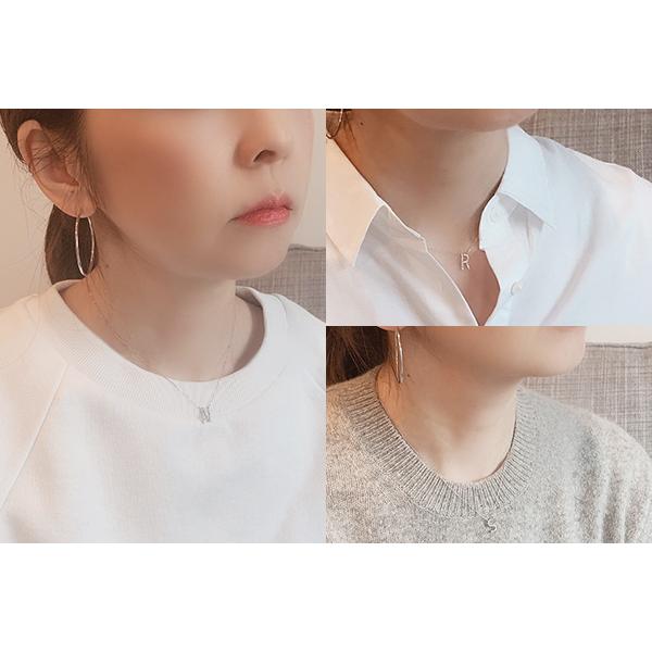 Hダイヤモンドイニシャルペンダント ネックレス pt900/850