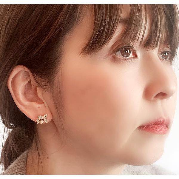 バタフライwithフラワー　ダイヤモンドスタッドピアス　イエローゴールドK18の画像
