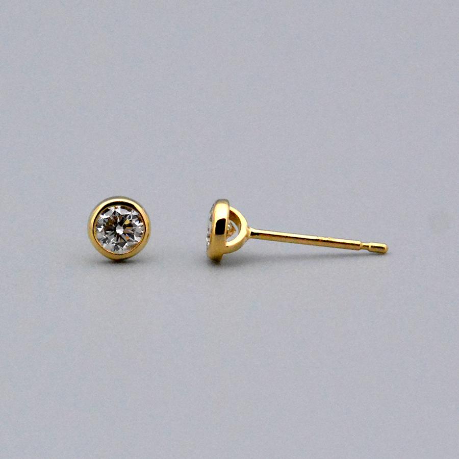 ドーナツセット スタッドピアスダイヤモンド0.30ct  Pt900プラチナK18YGイエローゴールドの画像