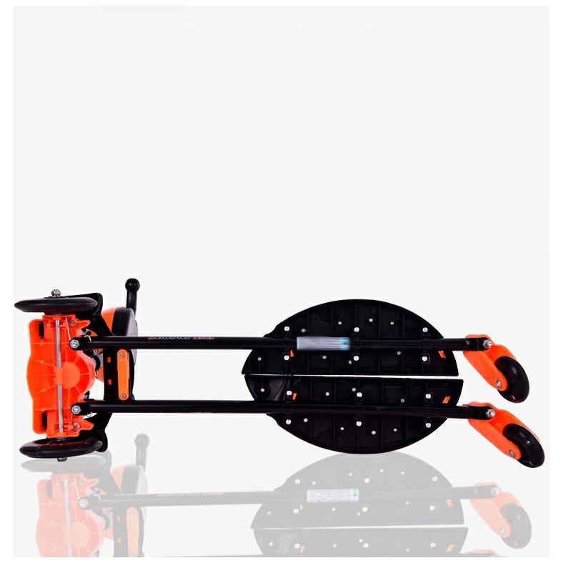 送料無料 キックボード 子供 4輪 光るホイール 音楽 キックスケーター 子供用 キックスクーター 左右独立 ブレーキ付 高さ調節 安全設計 かわいい |  | 17