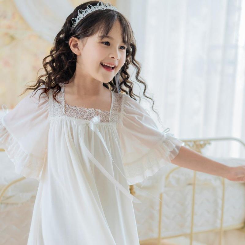 ネグリジェ パジャマ 女の子 半袖 プリンセス 寝巻き ワンピース レース ナイトドレス お姫様 ルームウェア キッズ ナイトウェア 部屋着 寝間着 | 