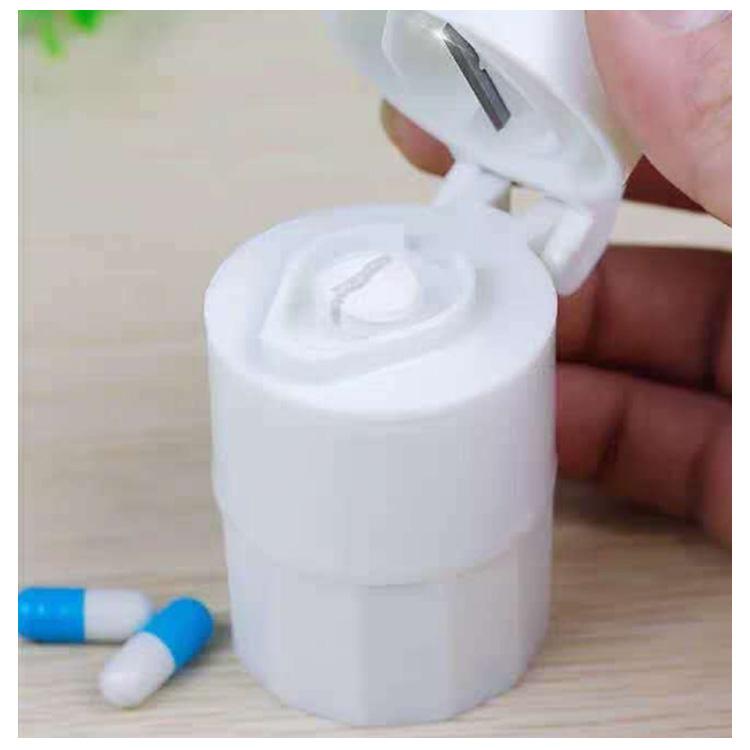 ピルクラッシャー ピルカッター 錠剤粉砕 錠剤カッター ピルケース 薬つぶし 薬磨り潰し 高齢者 ねこ 犬 ペット コンパクト 錠剤 砕ける |  | 09