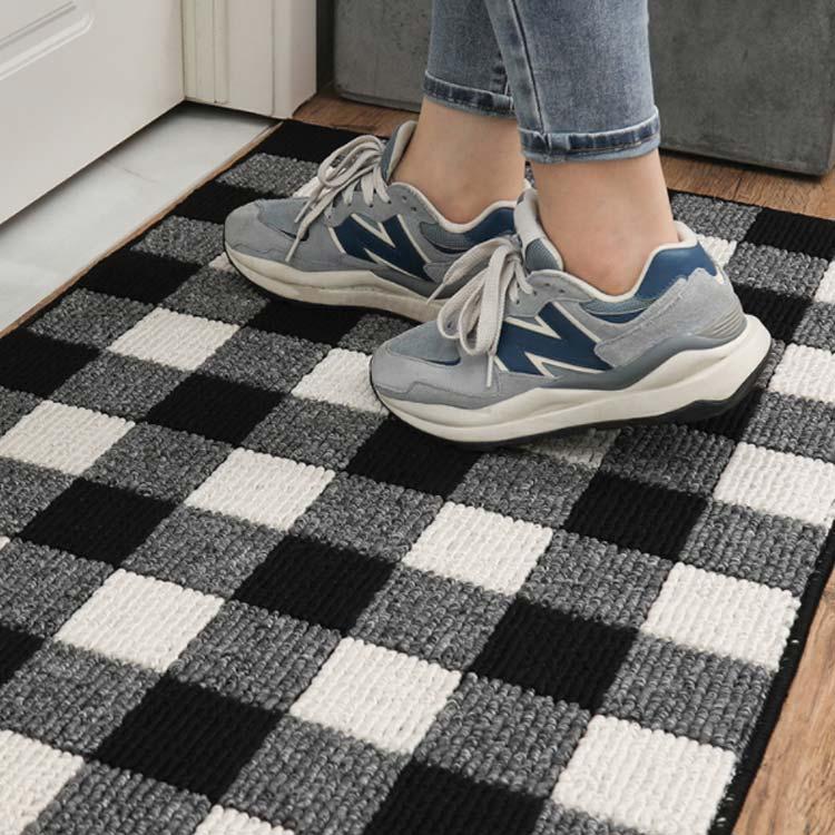 玄関マット 50×80cm チェック柄 室内 屋内 北欧テイスト 滑り止め 滑りにくい ポリプロピレン糸 モダンデザイン 洗濯機洗いOK 洗える シン |  | 01