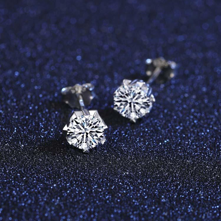 送料無料】 ピアス モアサナイト 両耳用 0.5Carat×2 中粒 一粒 6本爪