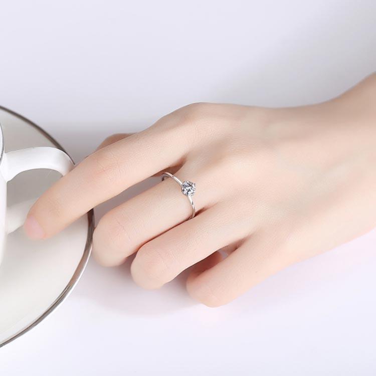 モアサナイト リング 0.5Carat 指輪 レディース プチプラ 細目 