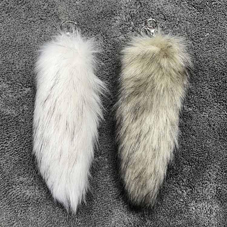 ファーチャーム バッグチャーム しっぽ 長25cm フェイクファー 巨大