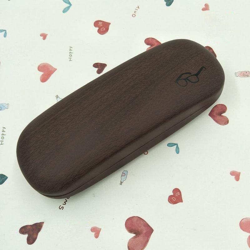 メガネケース 雑貨 ハード 開催中 眼鏡ケース イラスト入り 仕事 学校 遊び お出かけ おしゃれ 旅行 シック 持ち運び かわいい 大人 便利