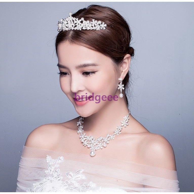 ティアラ ネックレス ピアス イヤリング ウエディング コスプレ 髪飾り 花嫁 結婚式 ヘッドドレス イヤーアクセサリー ブライダル