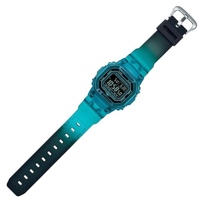 ⭐レアカラー⭐G-SHOCK DW-B5600G-2JF モバイルリンク ⭐レアカラー⭐G-SHOCK DW-B5600G-2JF モバイルリンク - メルカリ