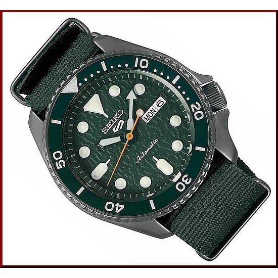 Seiko 5 【箱訳あり】SEIKO SEIKO5Sports セイコー5スポーツ