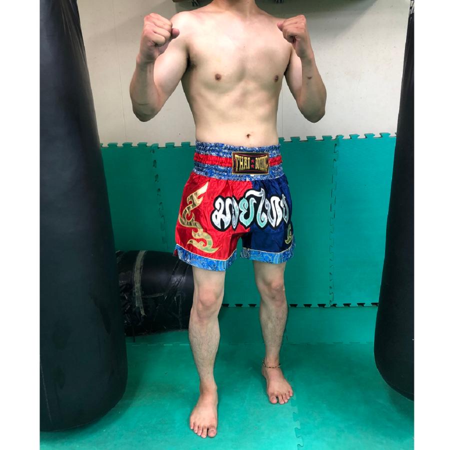 ムエタイ トランクス キックボクシング K-1 パンツ 試合 練習 プロ アマ 男女兼用 タイ製 (レッド＆ネイビー) |  | 02