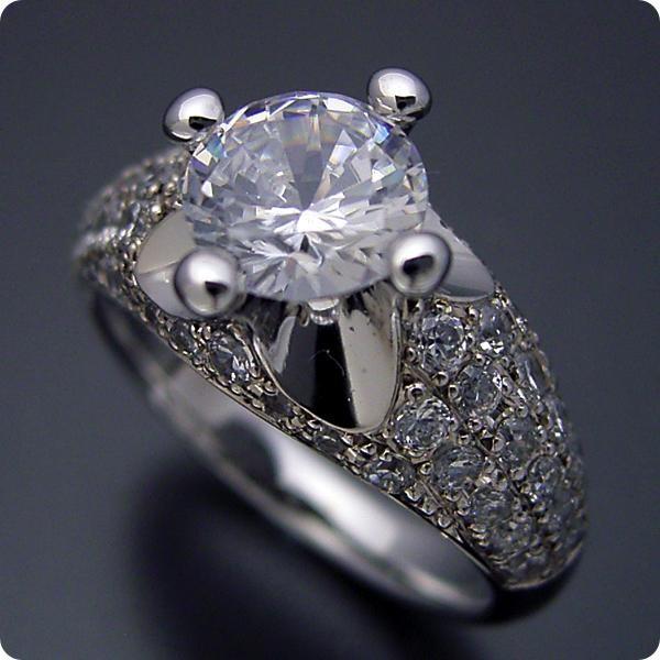婚約指輪ダイヤモンド１ｃｔ１カラットエンゲージリングプラチナブルガリジュエリーブライダル結婚指輪マリッジリング受注生産品１ｃｔ版：柔らかい印象の可｜brilliantjewelry