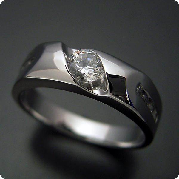 婚約指輪エンゲージリング０.３ｃｔ一粒０.３カラットダイヤモンドブライダルジュエリープラチナ結婚指輪マリッジリング適度にスタイリッシュなデザインの