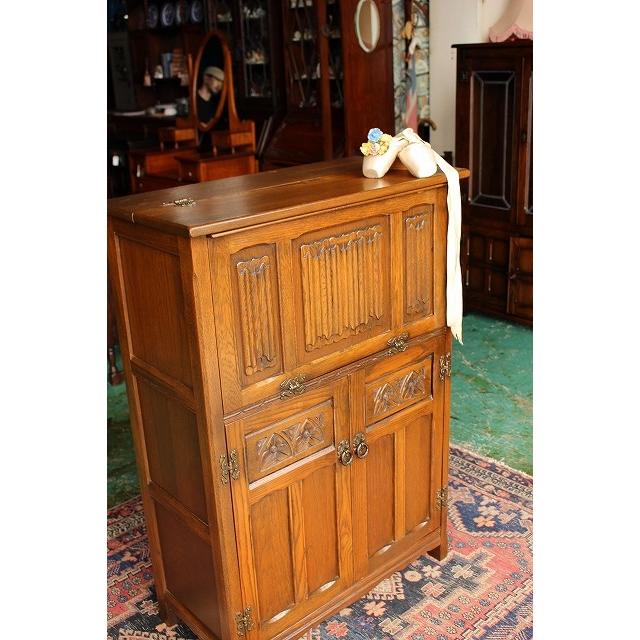 イギリスアンティーク家具 オールドチャーム/キャビネット カクテル 