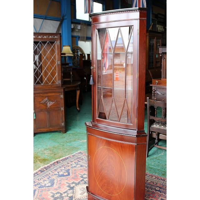 イギリスアンティーク家具 コーナーキャビネット コーナーショーケース