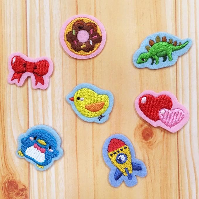ワッペン アイコン ブルー 車 恐竜 2枚セット アイロン 刺繍 マーク シンプル プレゼント 服 ワンポイント かわいい Ic021 名入れ入園グッズ通販 ブロドリー 通販 Yahoo ショッピング
