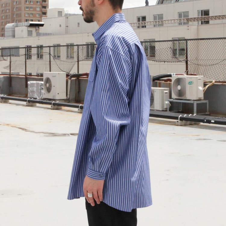 美品 ホワイトマウンテニアリング ワードローブ ブルー ストライプ シャツ ホワイトマウンテニアリングWardrobe ストライプシャツ