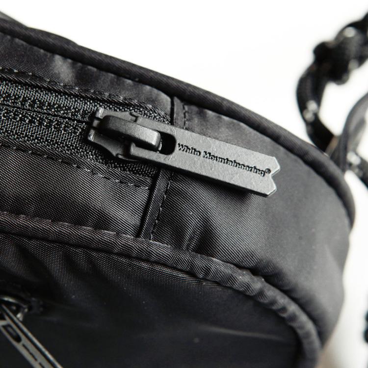 WHITE MOUNTAINEERING（ホワイトマウンテニアリング） ボディバッグ