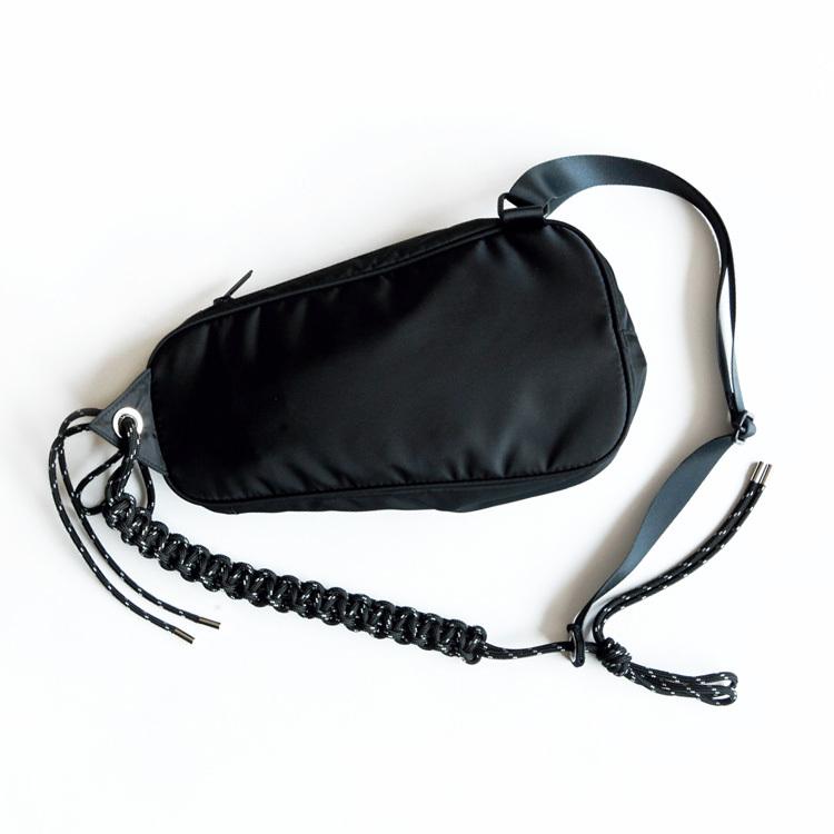 WHITE MOUNTAINEERING（ホワイトマウンテニアリング） ボディバッグ