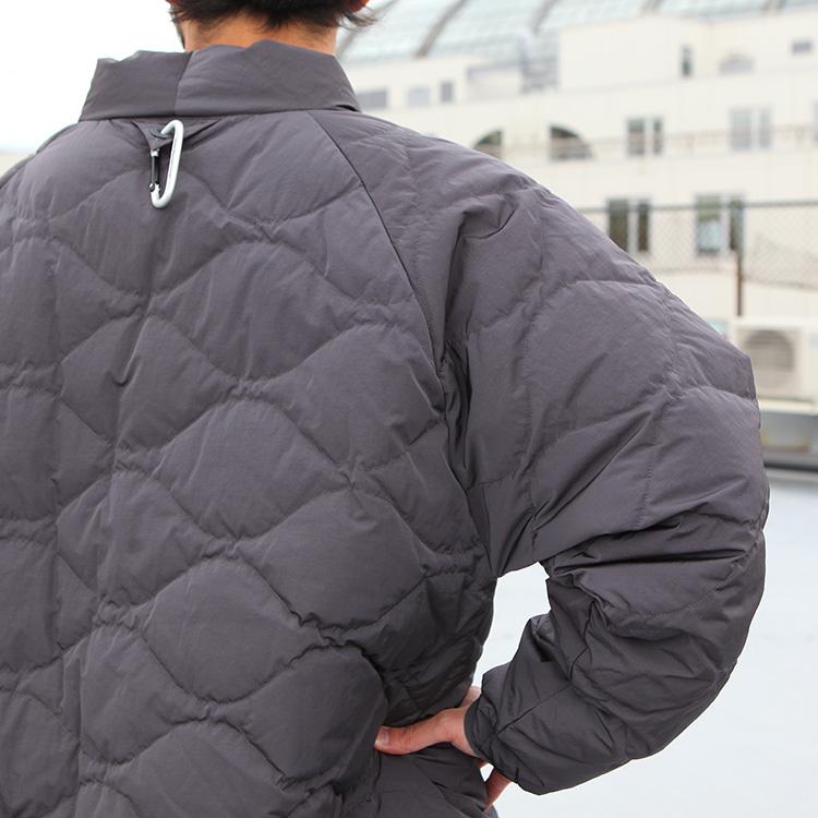 White Mountaineering ホワイトマウンテニアリング アウター ダウン White Mountaineering ホワイトマウンテニアリング アウター ダウン