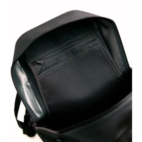 ficouture（フィクチュール） F/CE. エフシーイー NO SEAM DAY PACK
