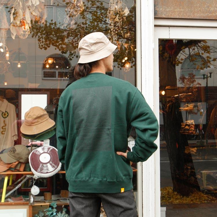 Natural Bicycle（ナチュラルバイシクル） トップス スエット Optical