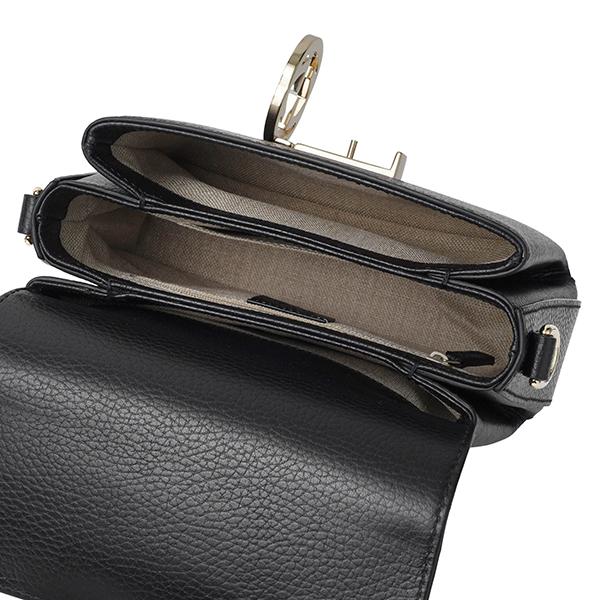 GUCCI グッチ ショルダーバッグ インターロッキングG 607720 GUCCI グッチ ショルダーバッグ インターロッキングG 607720