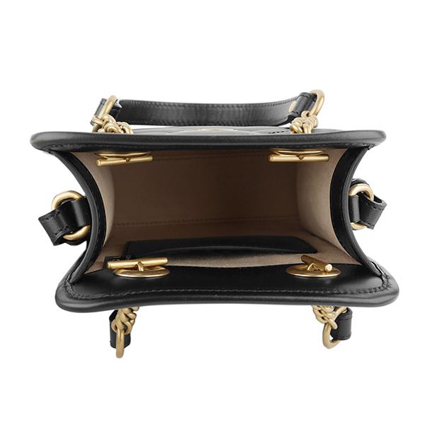 GUCCI グッチ ショルダーバッグ GGマーモント 696123 DTDHT 1000 GUCCI グッチ ショルダーバッグ GGマーモント 696123 DTDHT 1000