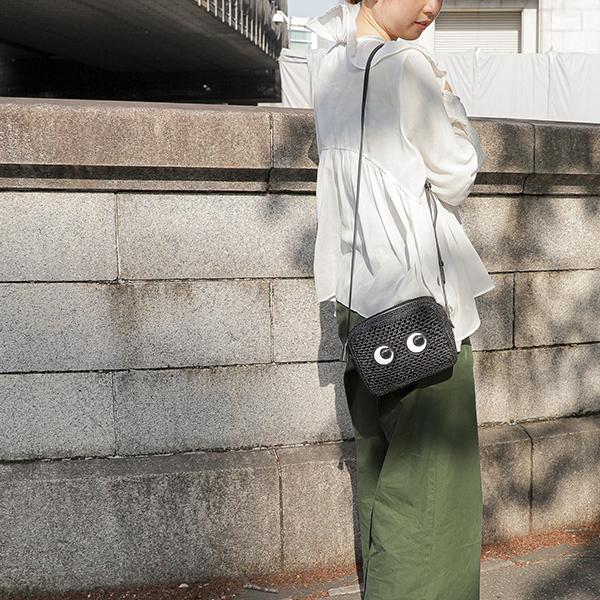 ANYA HINDMARCH アニヤ ハインドマーチ ショルダーバッグ アイズ ANYA HINDMARCH アニヤ ハインドマーチ ショルダーバッグ アイズ