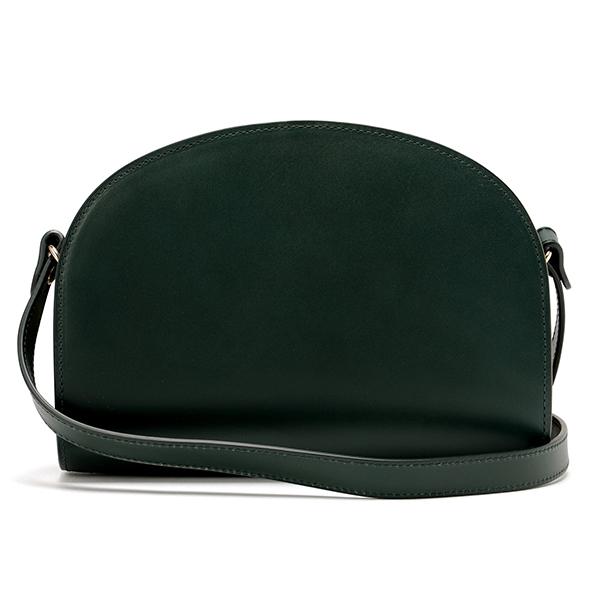 A.P.C.ショルダーカバン アーペーセー A.P.C. ショルダーバッグ ネックポーチ クロス