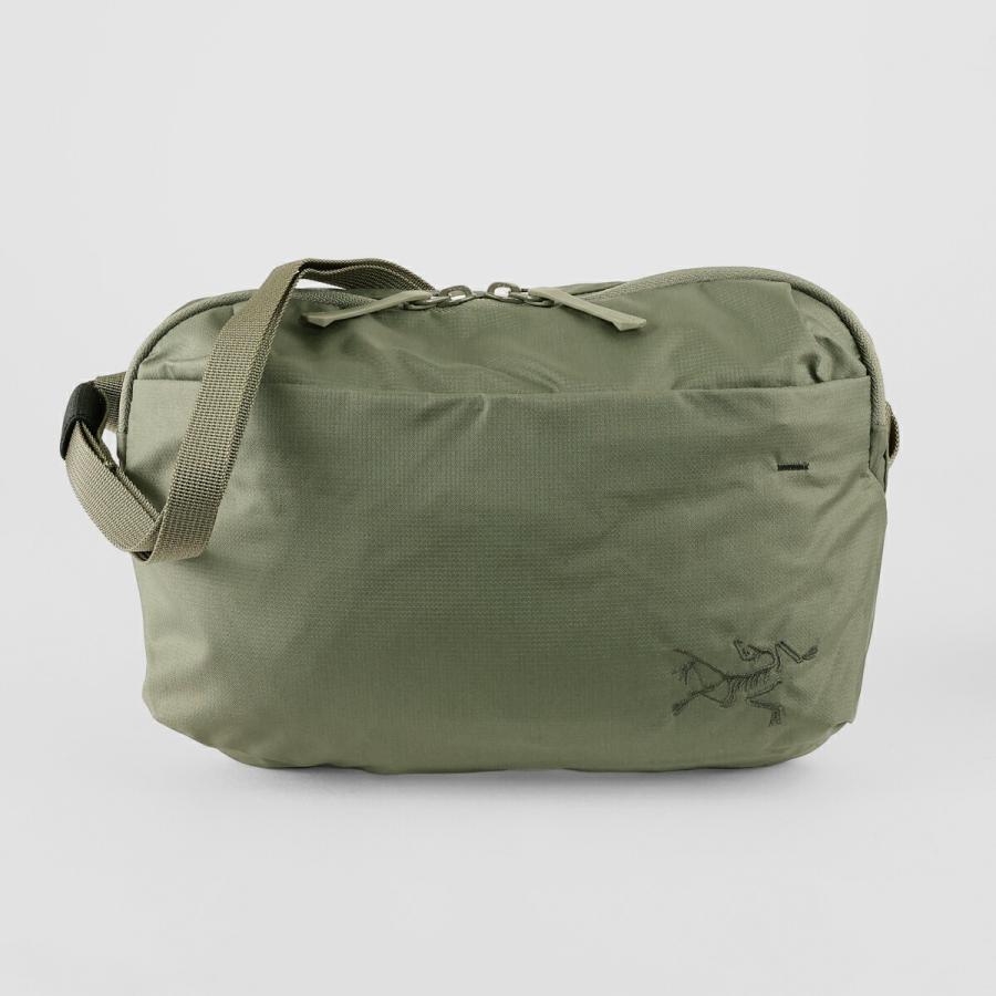 ARC'TERYX（アークテリクス） 並行輸入 ショルダーバッグ ヒリアド