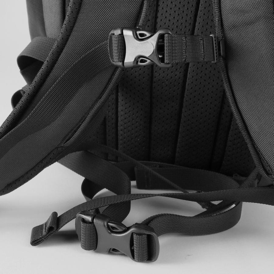 Arc'teryx ブラック リュック アークテリクス」の“永久定番”黒リュックを試着レビュー！山から街まで