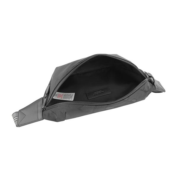 並行輸入 バーバリー ウエストバッグ ボディバッグ BURBERRY モノグラム 8043707 A1189メンズ ブラック 黒 | BURBERRY | 04