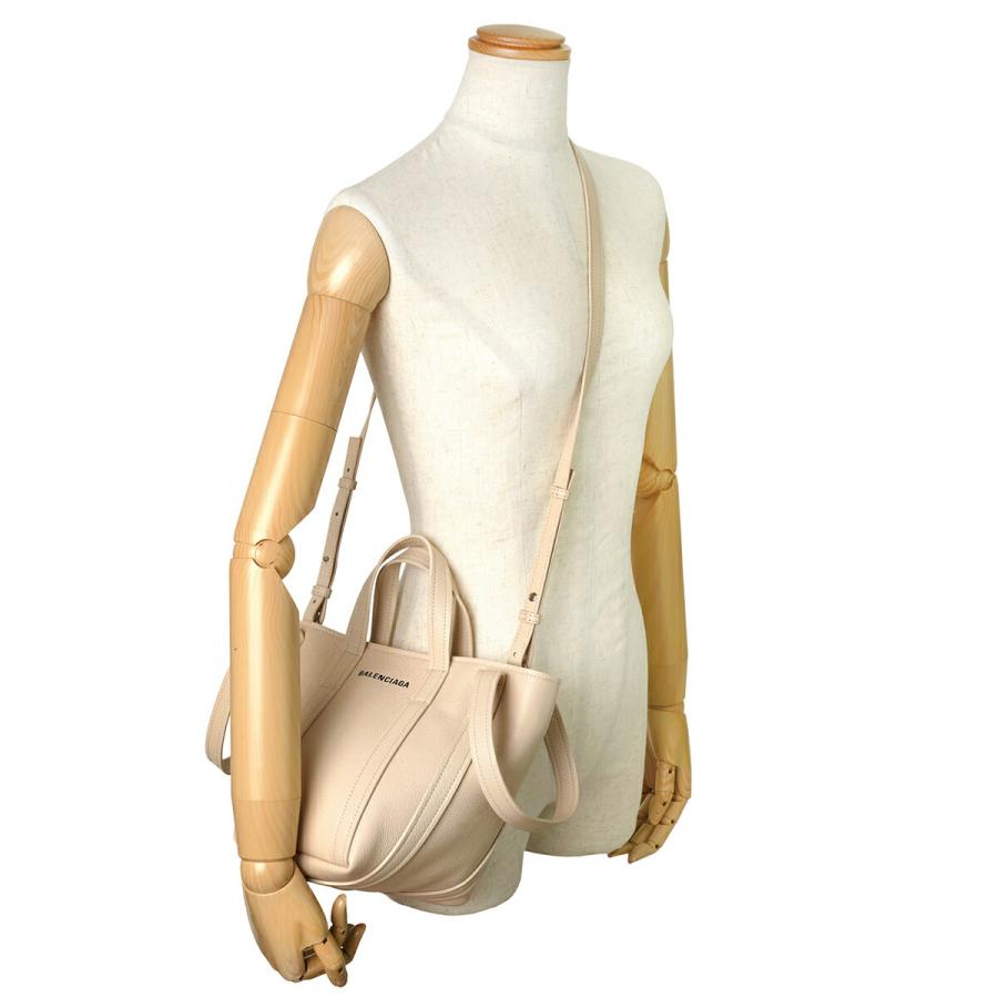 BALENCIAGA バレンシアガ トートバッグ エブリデイ 672793 15YUN BALENCIAGA バレンシアガ トートバッグ エブリデイ 672793 15YUN