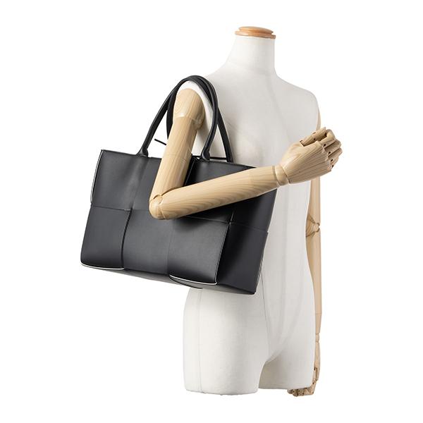 BOTTEGA VENETA ボッテガヴェネタ トートバッグ ブラック 黒 THE BOTTEGA VENETA ボッテガヴェネタ トートバッグ ブラック 黒 THE