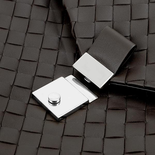 並行輸入 ボッテガヴェネタ クラッチ セカンドバッグ BOTTEGA VENETA イントレチャート ドキュメントケース 630236 VCRL2 2135メンズ ダークブラウン 茶の画像