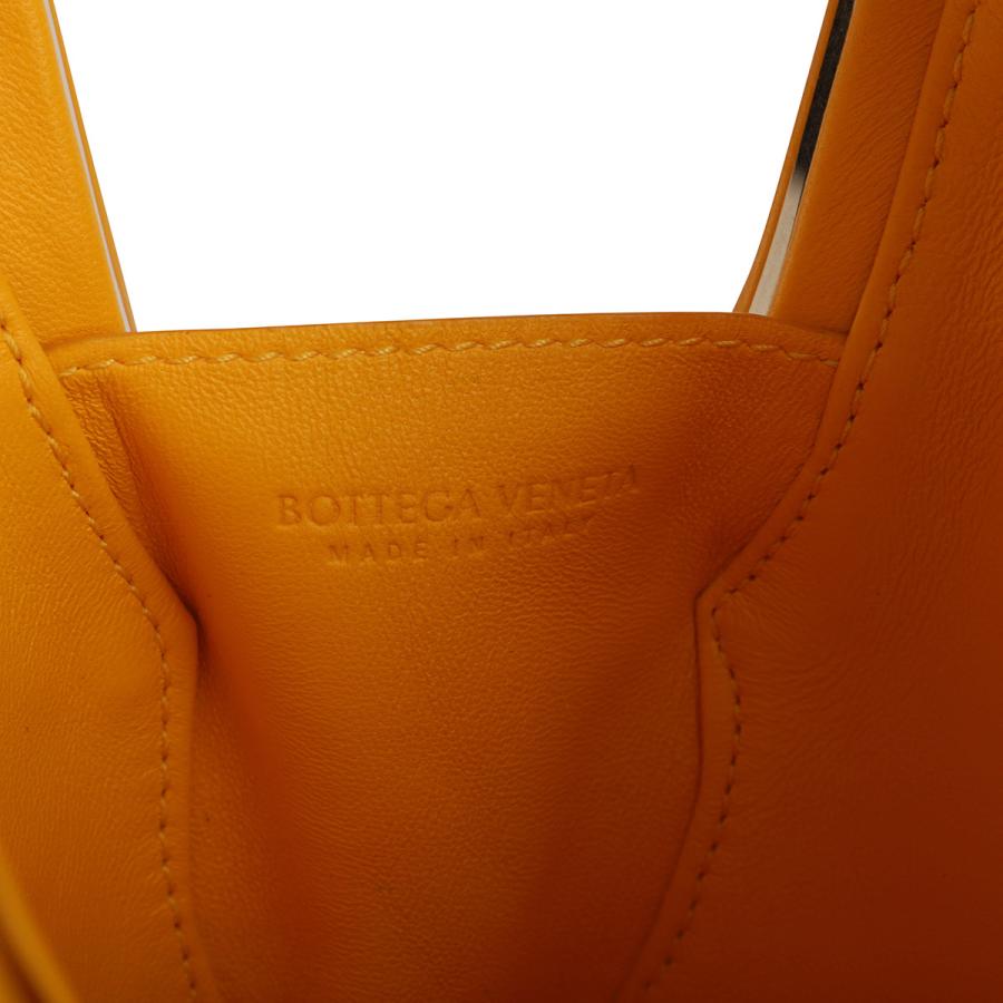 BOTTEGA VENETA（ボッテガ・ヴェネタ） 並行輸入 クラッチ セカンド