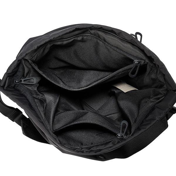 並行輸入 コートエシエル ショルダーバッグ cote&ciel ティコスムース 28904ユニセックス ブラック 黒 | Cote&Ciel | 04