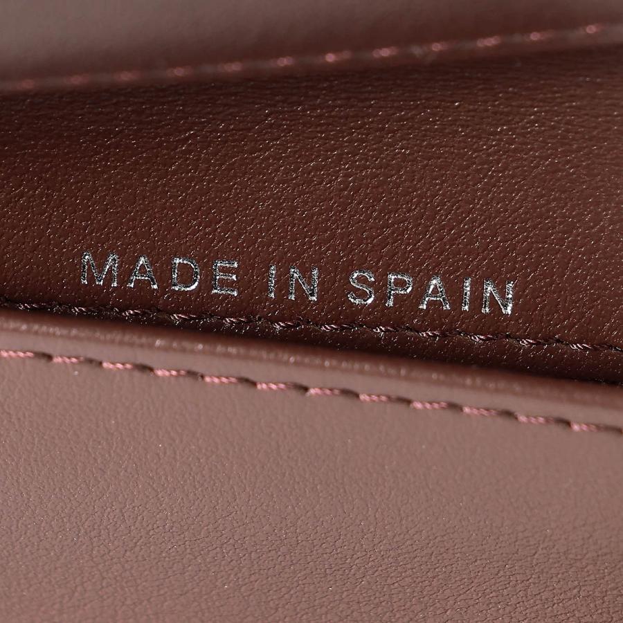 CHANEL ブラック 三つ折り財布 キャビアスキン シャネル CHANEL 3つ折り財布 キャビアスキン MINI WALLET CHANEL