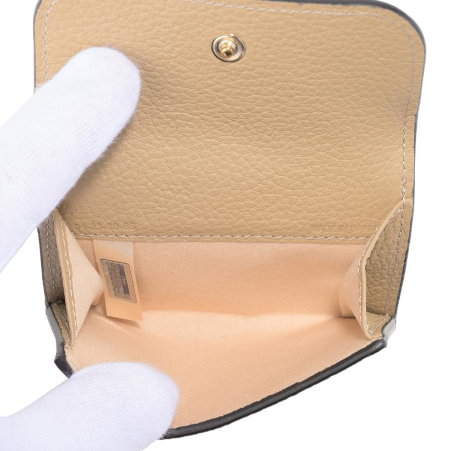 Chloe（クロエ） 並行輸入 3つ折り財布 アルファベット CHC21WP946F57