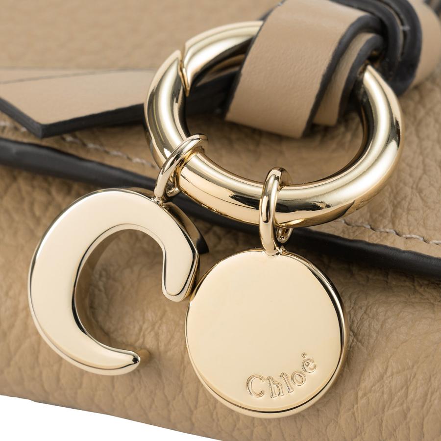 Chloe（クロエ） 並行輸入 3つ折り財布 アルファベット CHC21WP946F57