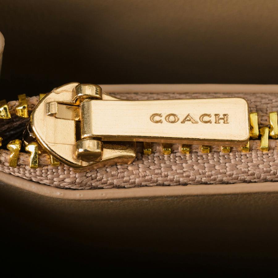 【新品】COACH 長財布 ホワイト シグネチャー型押し ラウンドジップ COACH 並行輸入 コーチ 長財布(ラウンドファスナー