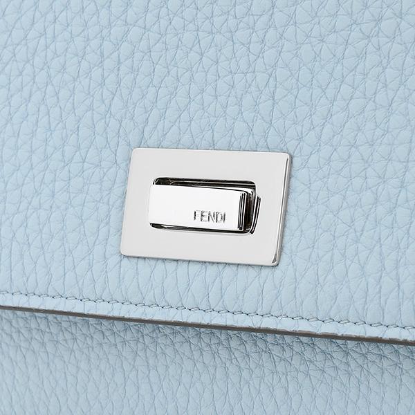 FENDI（フェンディ） 並行輸入 2つ折り財布 ピーカブー セレリア