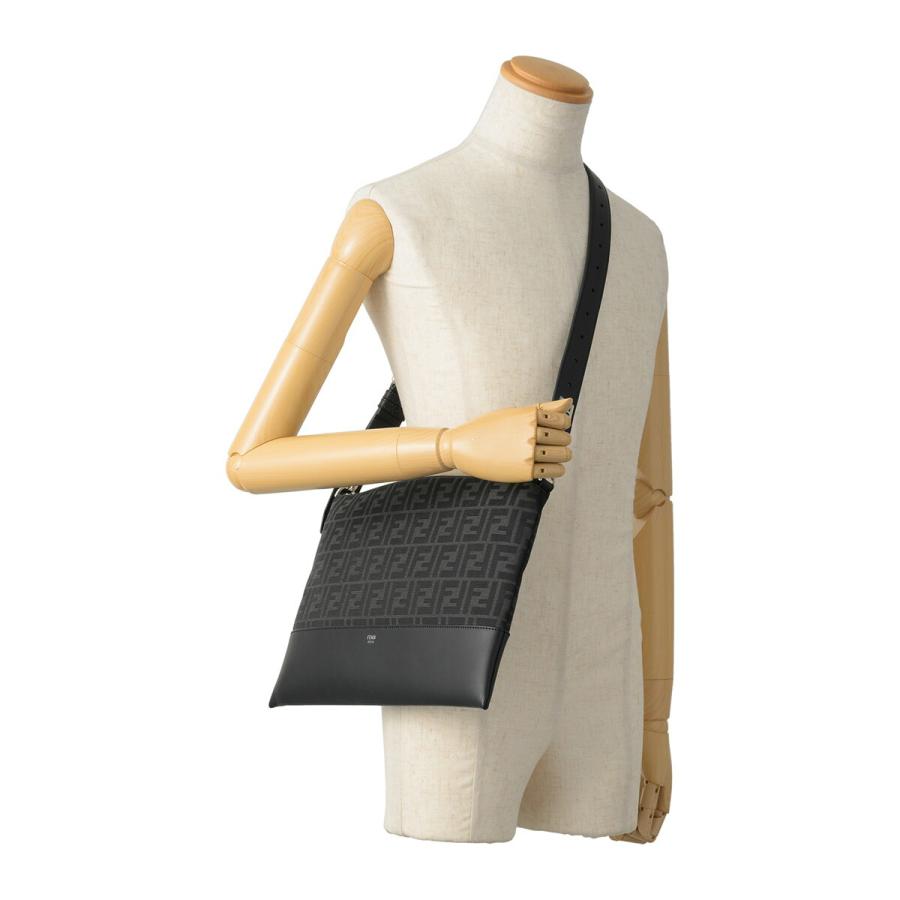 超美品！！FENDI フェンディー ロゴ入り FF柄 ハンドバッグ 楽天市場】【最大5000円OFF ブラックフライデークーポン発行中】FENDI