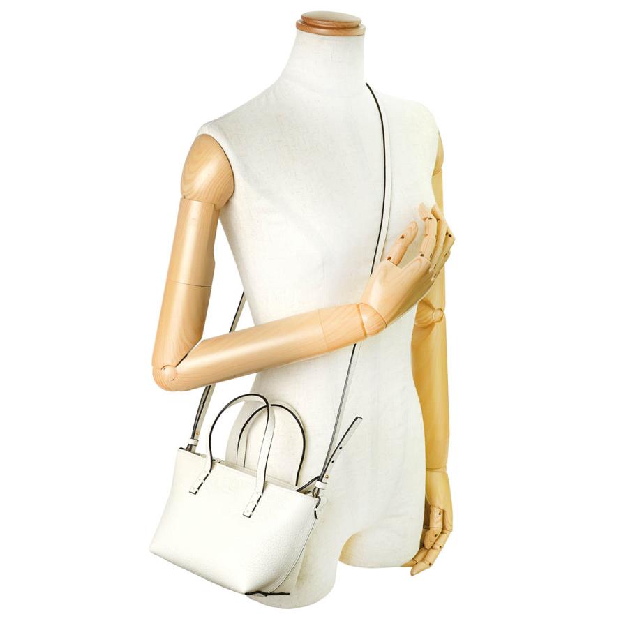 FENDI ホワイト バケツ型 ハンドバッグ FENDI ネイビー ホワイト バケツバッグ 楽天市場】フェンディ