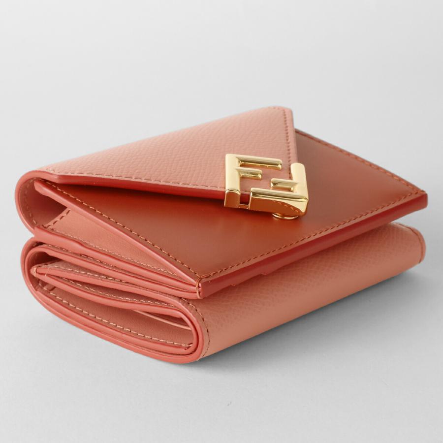 FENDI（フェンディ） 並行輸入 3つ折り財布 FFダイヤモンド 8M0480