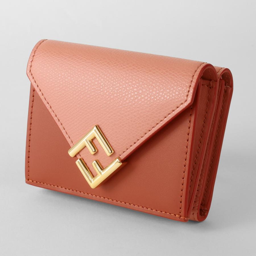 ✨極美品✨FENDI 三つ折り　ズッカ柄　FF ダイヤモンド　折り財布　金具 FENDI】フェンディ FFダイヤモンド 三つ折り財布 ズッカ柄 8M0480