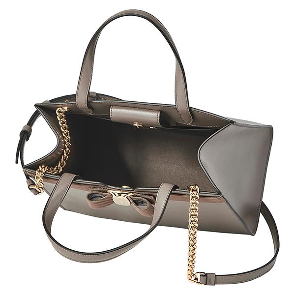 FERRAGAMO フェラガモ トートバッグ ヴァラ ボウ 21I290 741078 FERRAGAMO フェラガモ トートバッグ ヴァラ ボウ 21I290 741078
