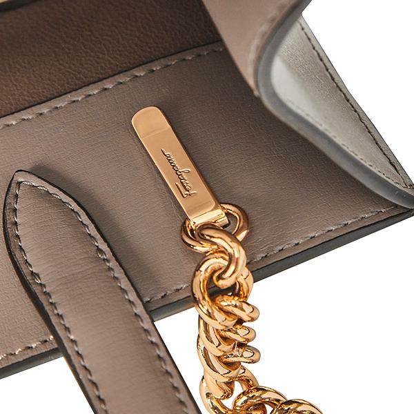 FERRAGAMO 並行輸入 フェラガモ トートバッグ ヴァラ ボウ